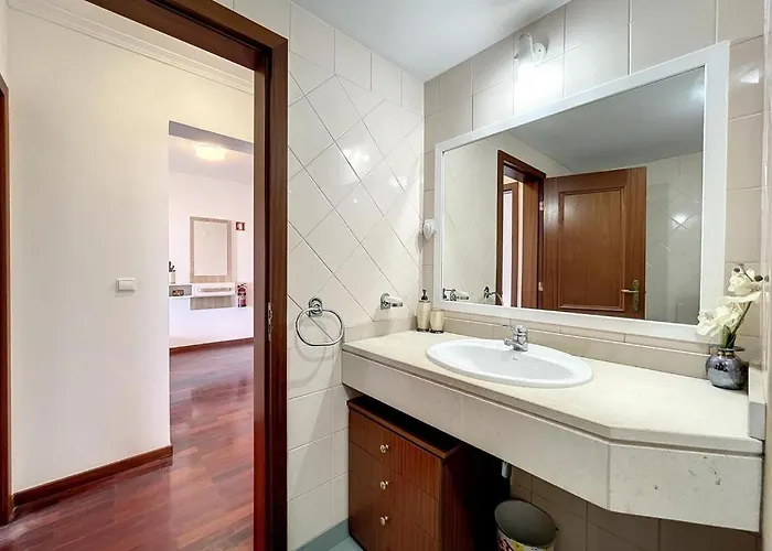 Achada 1 Bedroom In Apartamento *