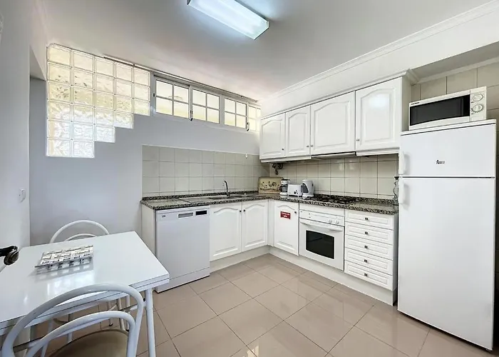Achada 1 Bedroom In Apartamento Funchal (Madeira)